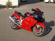 Продам SUZUKI GSX1300R Hayabusa 2005 года 